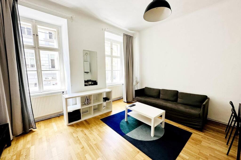 Best Location - Cozy City Centre Apartment เวียนนา ภายนอก รูปภาพ